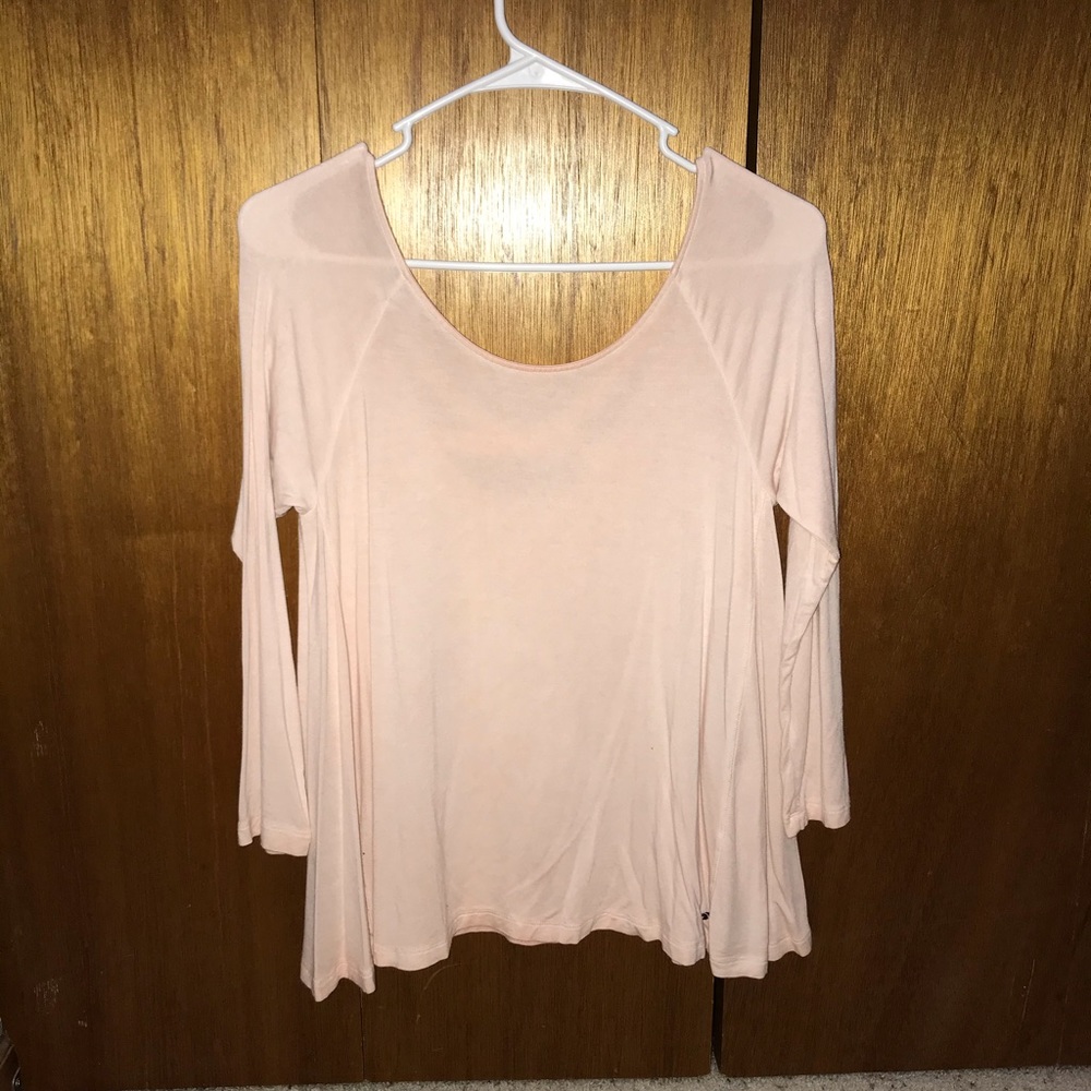 Quarter length sleeve shirt